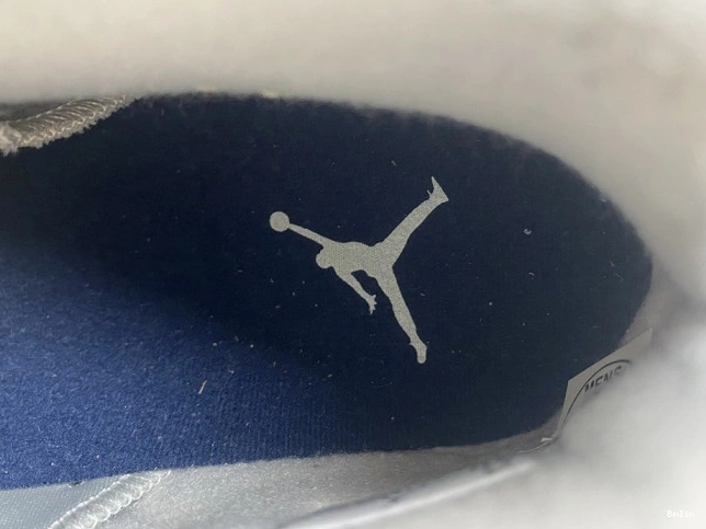 Bmlin Georgetown Jordan Air 6 CT8529-012 0630
